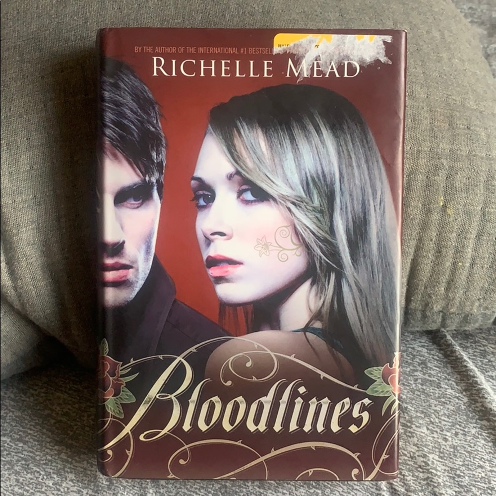 Bloodlines by richelle mead